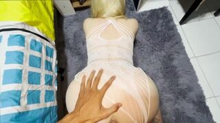 POV RUBIA SEXI GIME Y SACA LA VERGA DE SU AMANTES ANTES DE DE QUEDAR EMBARAZADA - porn video